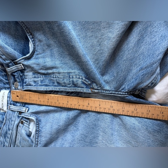 Denim Forum Aritzia the bf high rise jeans size 29/28 light wash - Picture 10 of 12